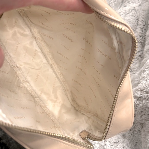 VERSACE PARFUMS-WOVEN CREAM MAKEUP BAG - Picture 9 of 10